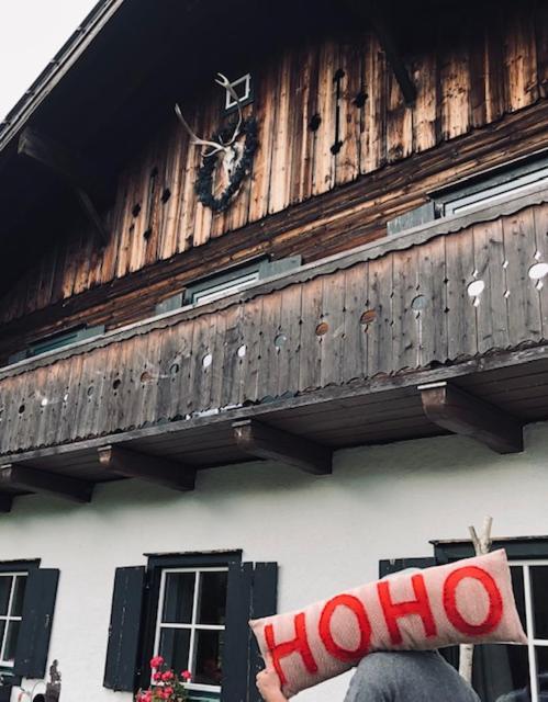 Forest Chalet, 15 Min To Salzburg Olt Town, And Most Beautiful Lakes, Secluded Location, 1,000 Sqm Garden, Mountainview, Panorama Sauna, Bath Whirlpool, Bbq&Bikes&Sunbeds For Free, Up To 10 P Golling an der Salzach Exteriör bild